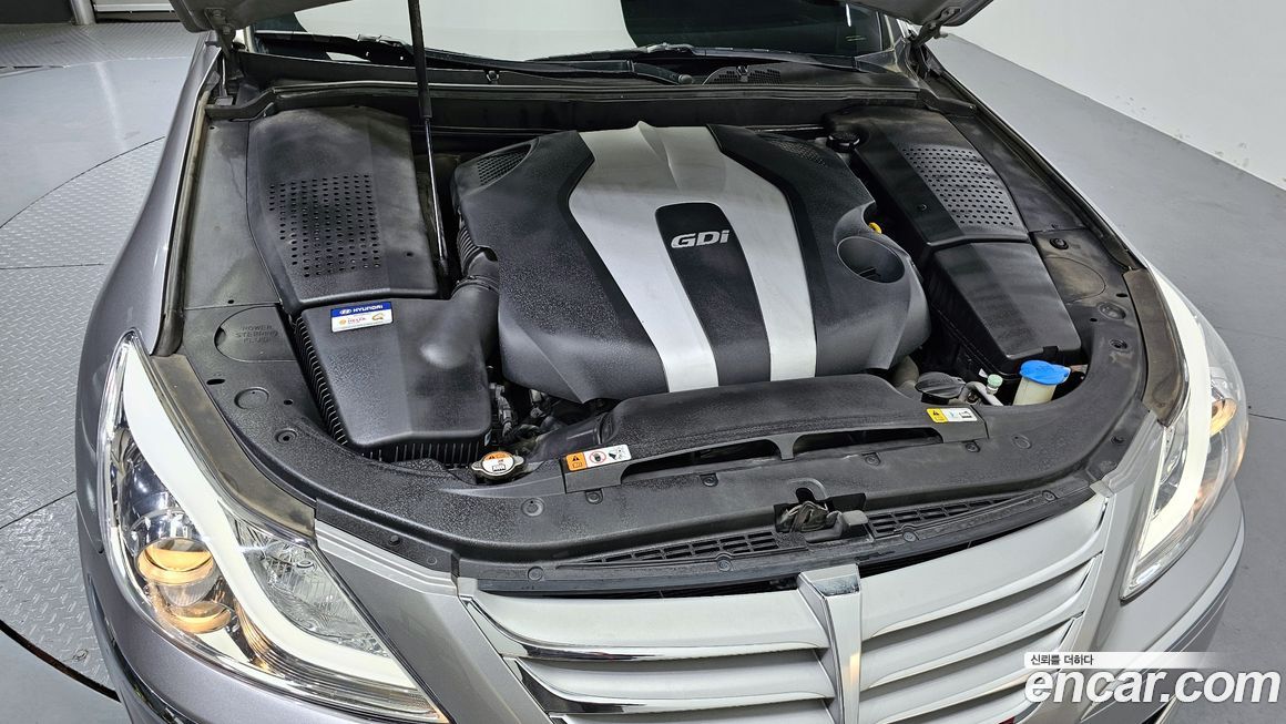 Hyundai Genesis 2013