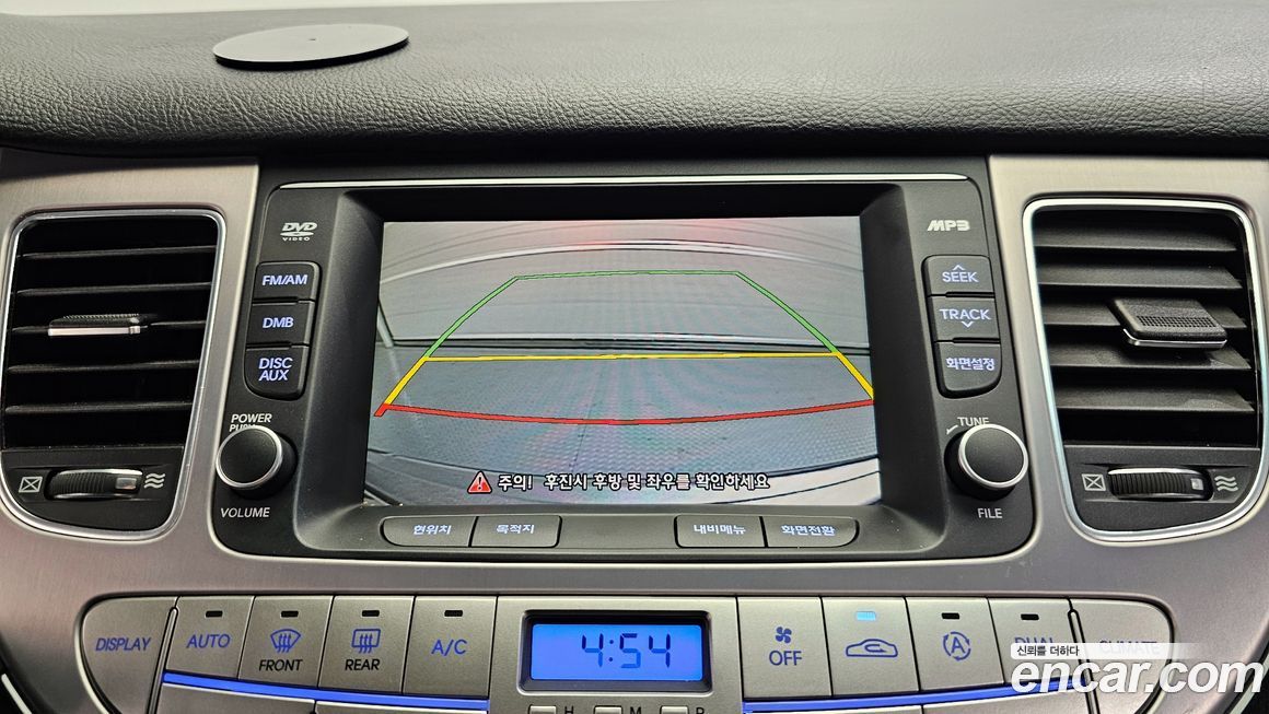 Hyundai Genesis 2013