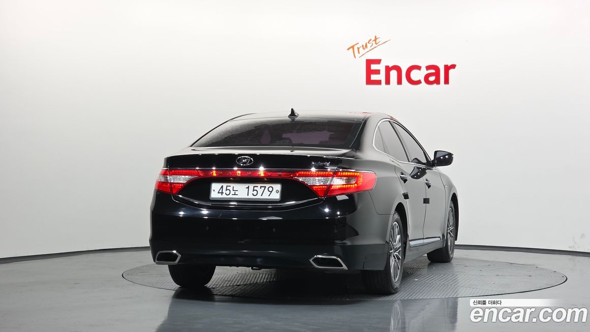 Hyundai Grandeur 2015