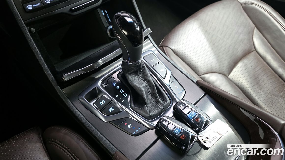 Hyundai Grandeur 2015