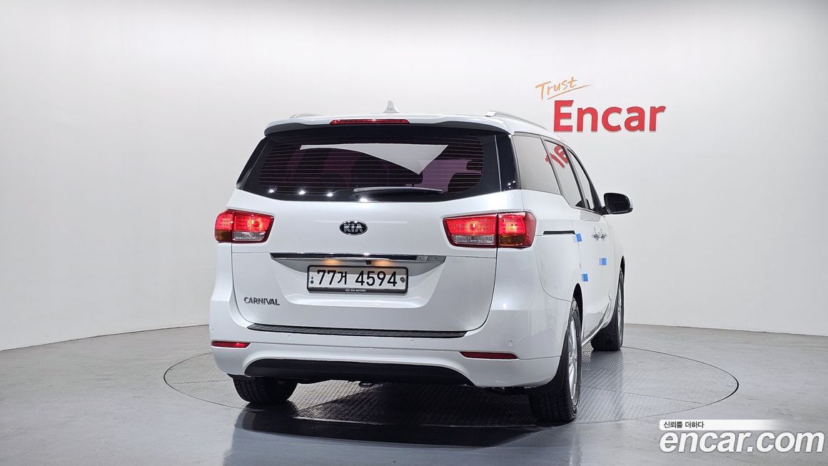 Kia Canival 2016