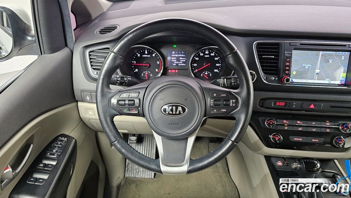 Kia Canival 2016