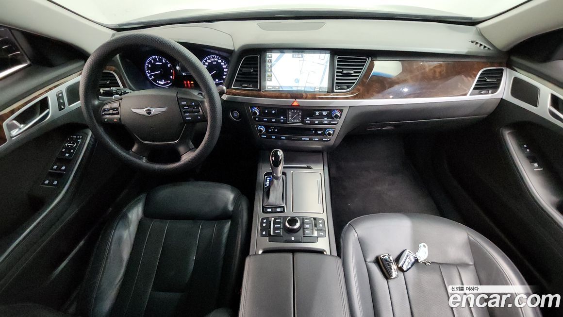 Hyundai Genesis 2014