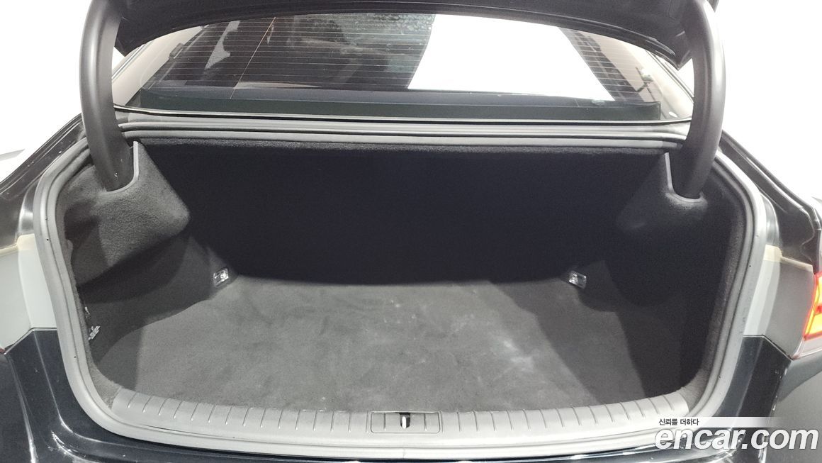 Hyundai Genesis 2014