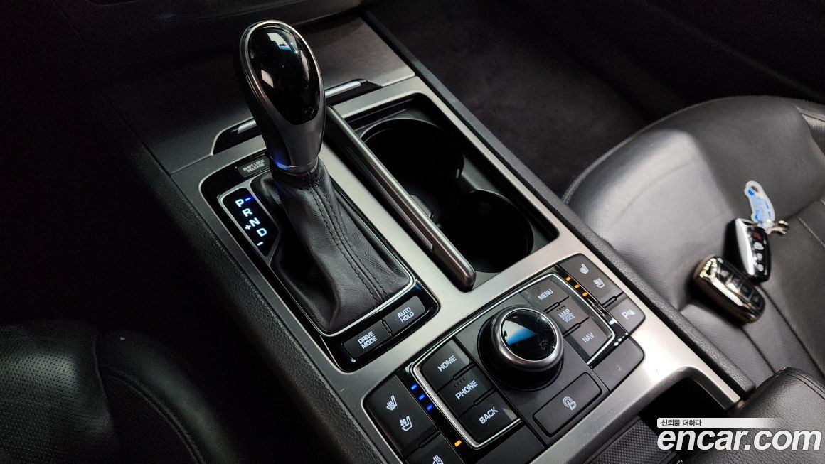 Hyundai Genesis 2014