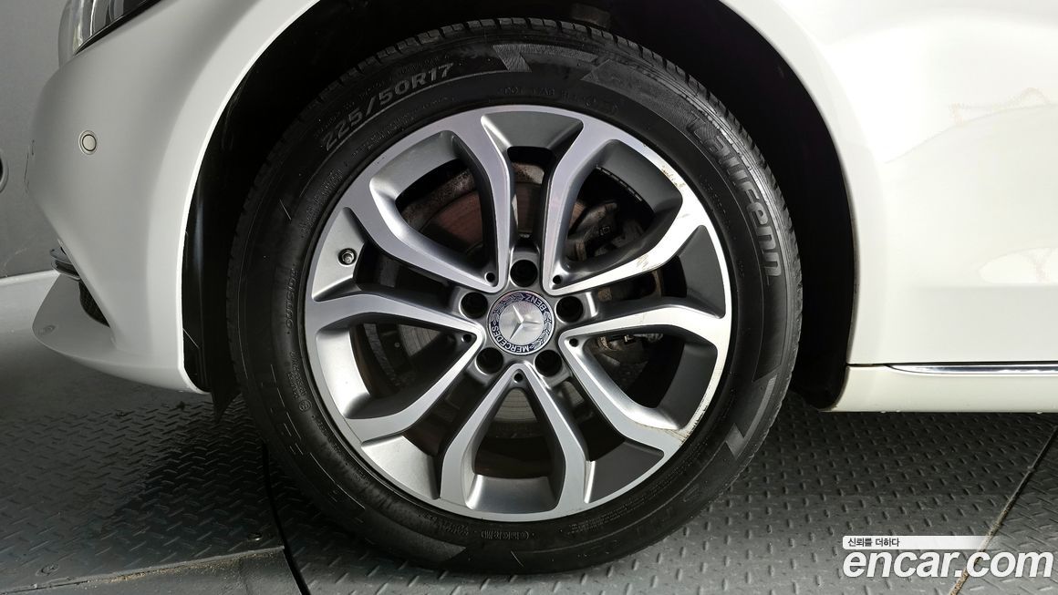 Mercedes-Benz C-Class 2015