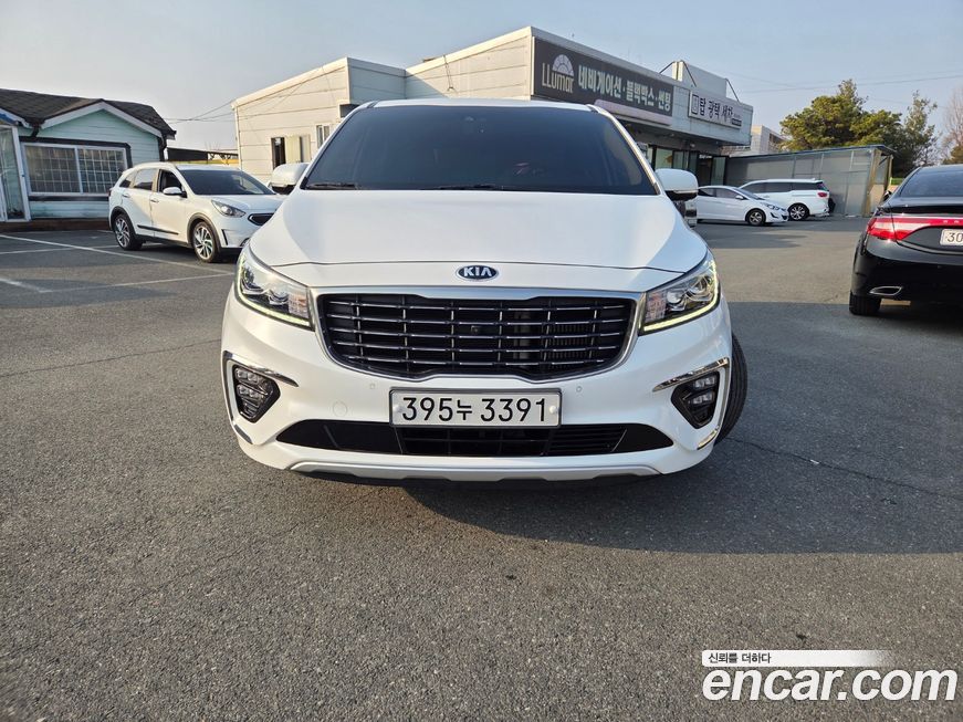 Kia Canival 2019