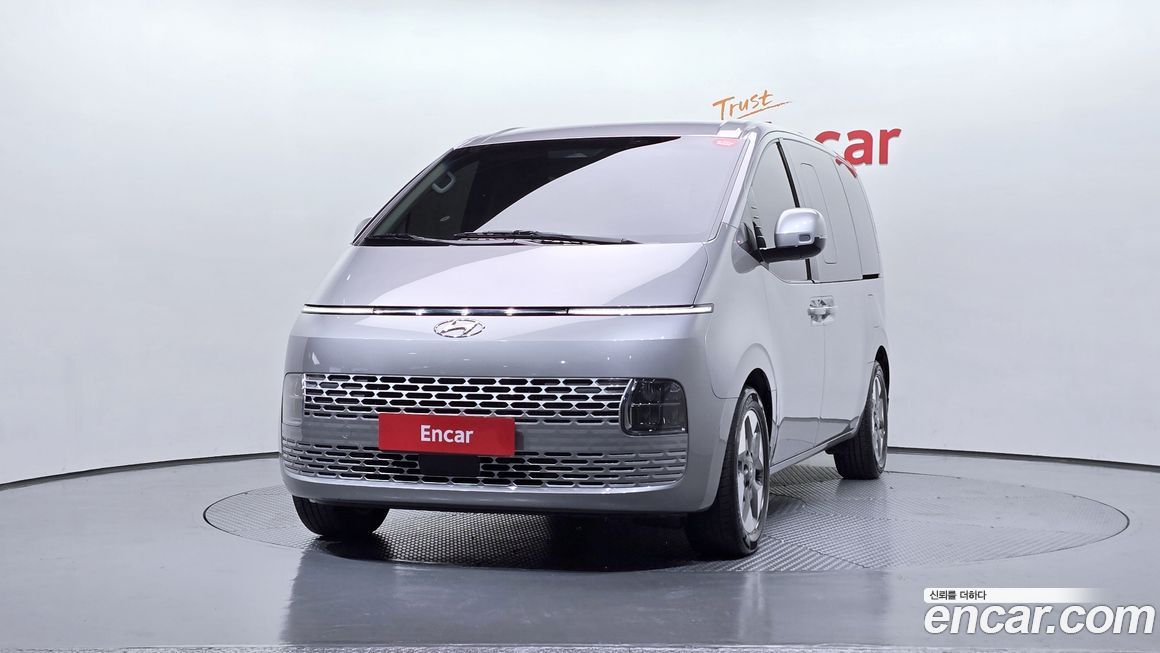 Hyundai Staria 2023