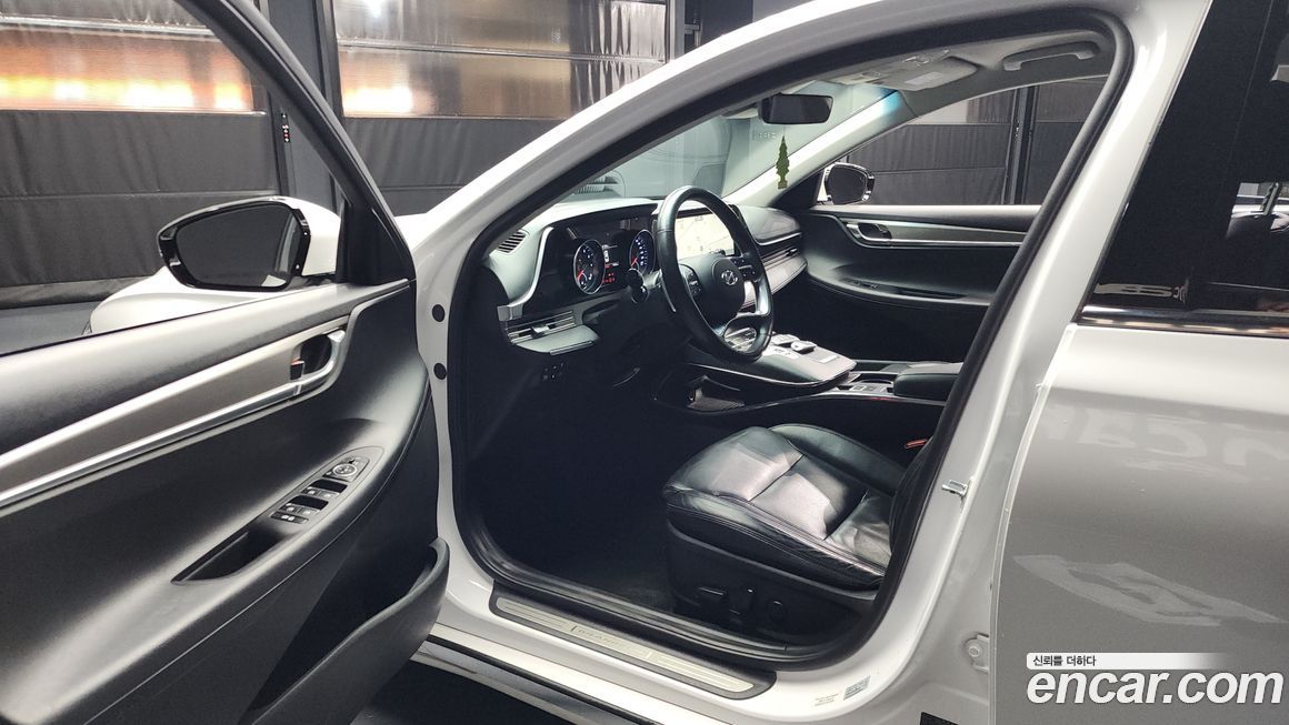 Hyundai Grandeur 2020