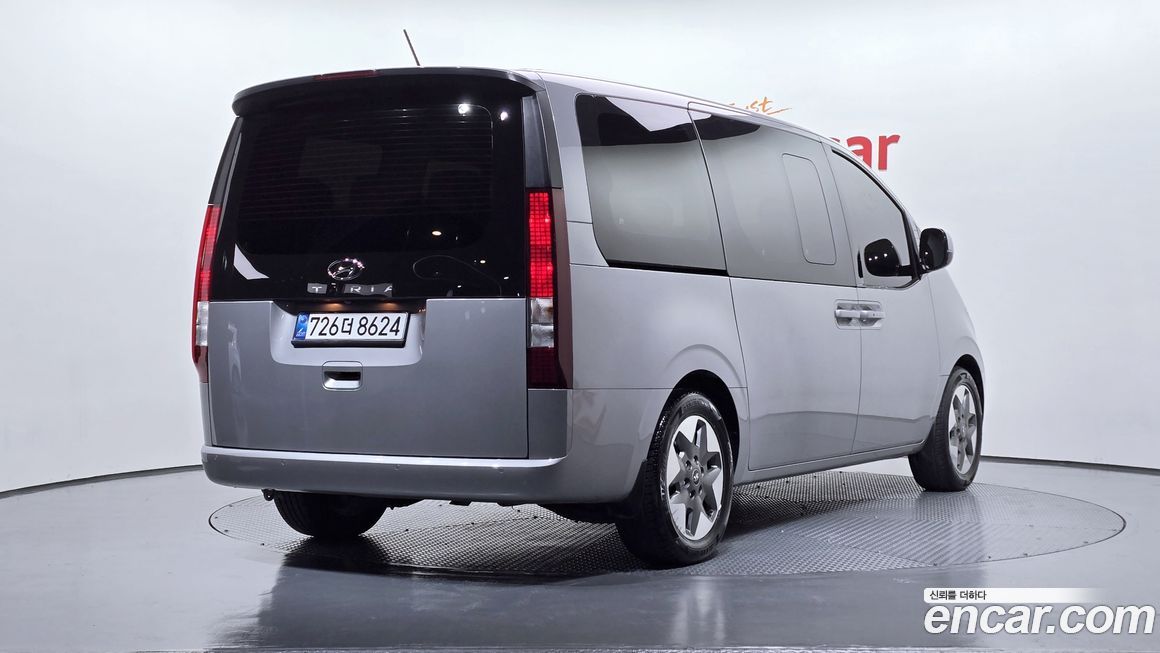 Hyundai Staria 2023