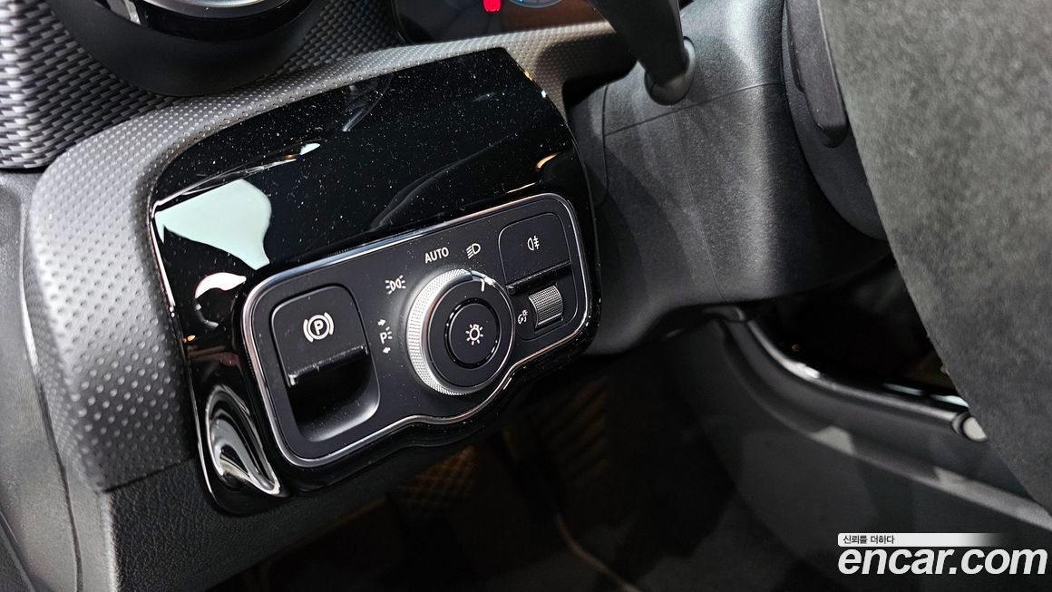 Mercedes-Benz A-Class 2021