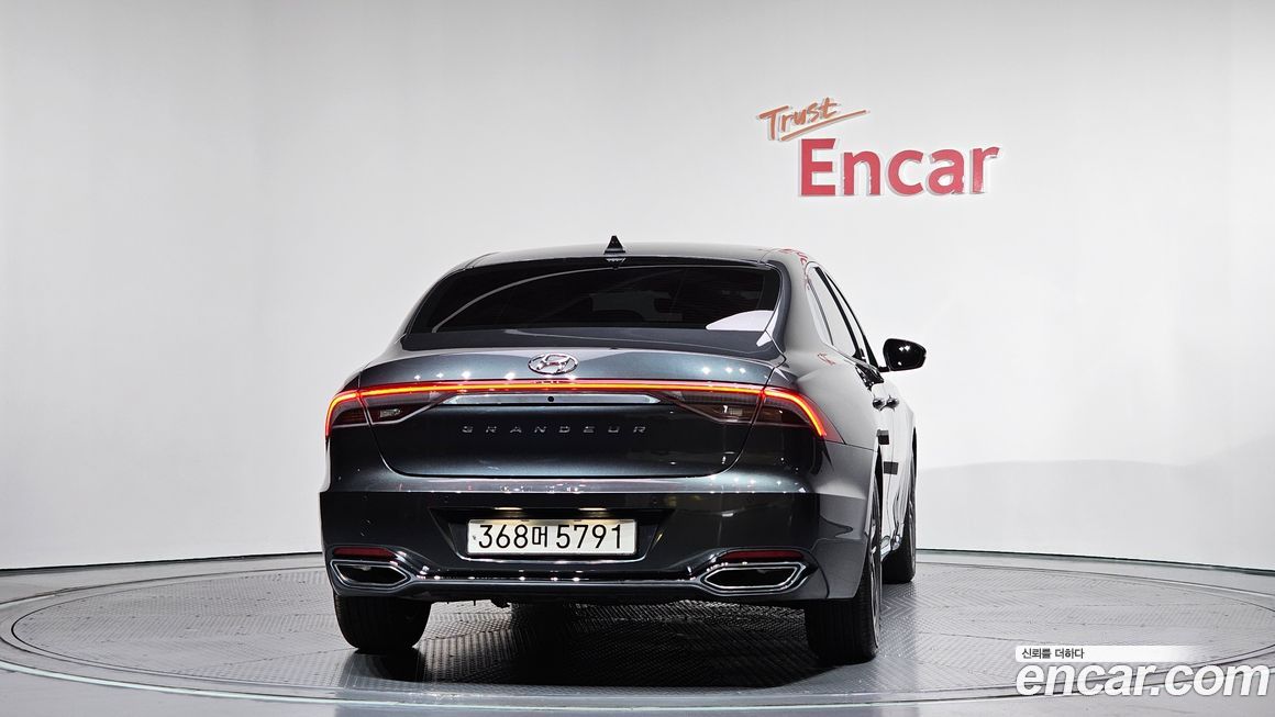 Hyundai Grandeur 2022