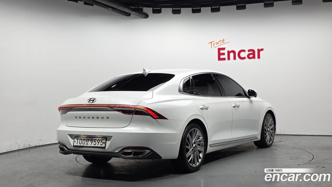 Hyundai Grandeur 2020