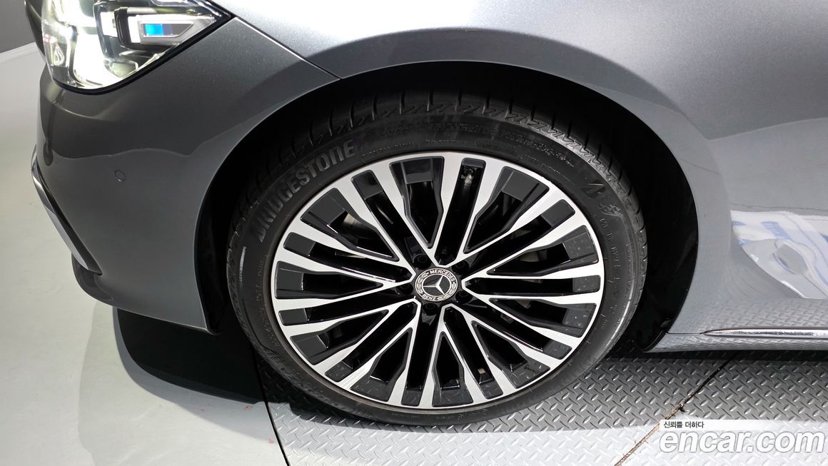 Mercedes-Benz S-Class 2022