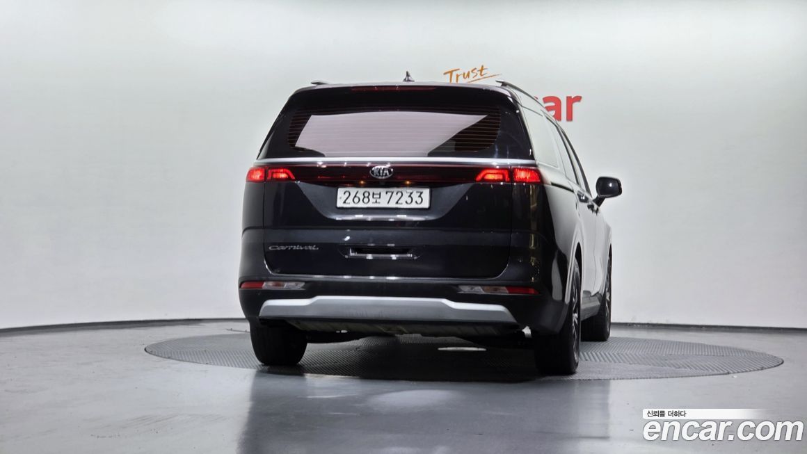 Kia Canival 2021