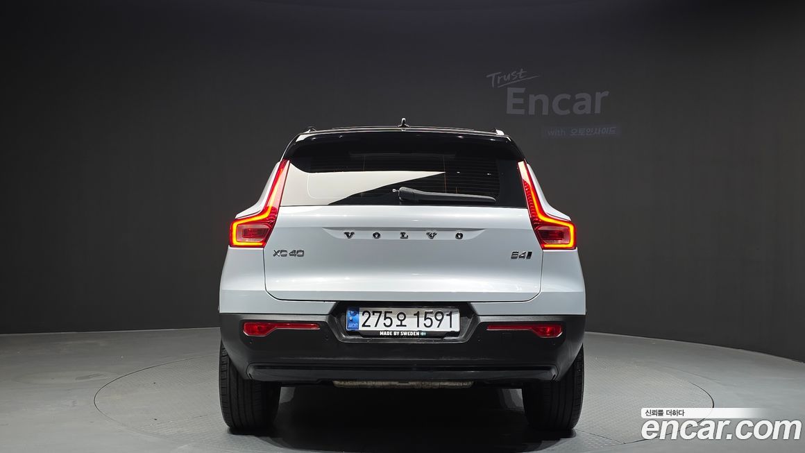 Volvo XC40 2021