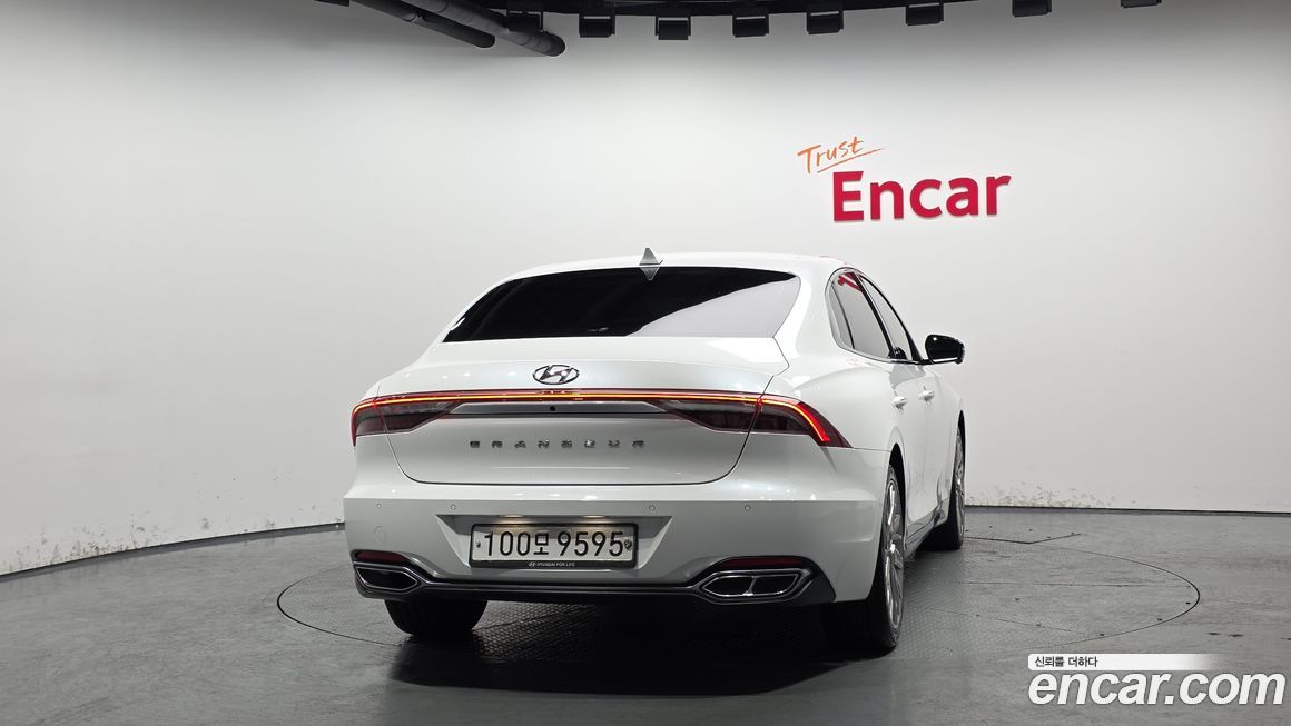Hyundai Grandeur 2020