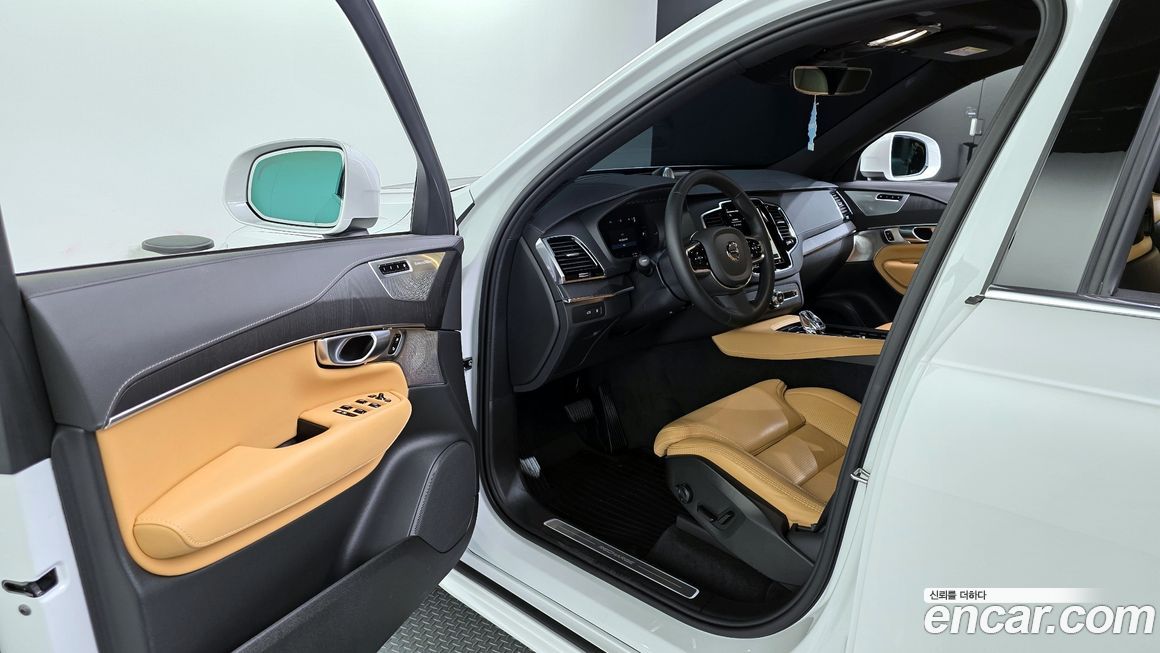 Volvo XC90 2024
