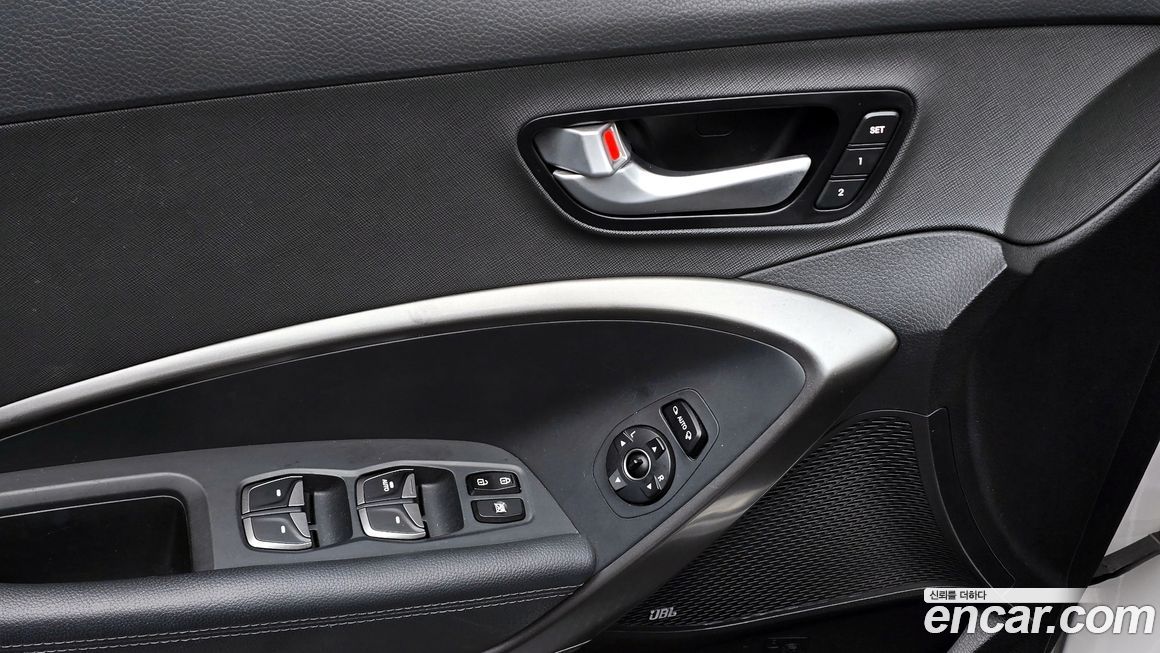 Hyundai Santafe 2016