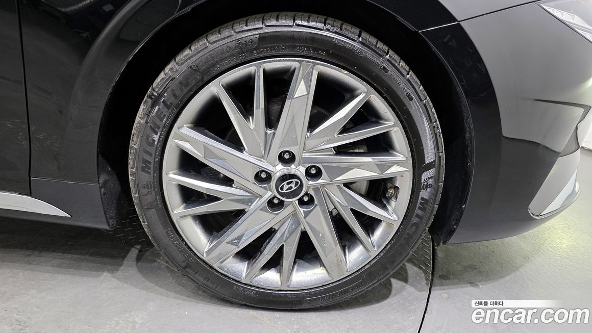 Hyundai Grandeur 2020