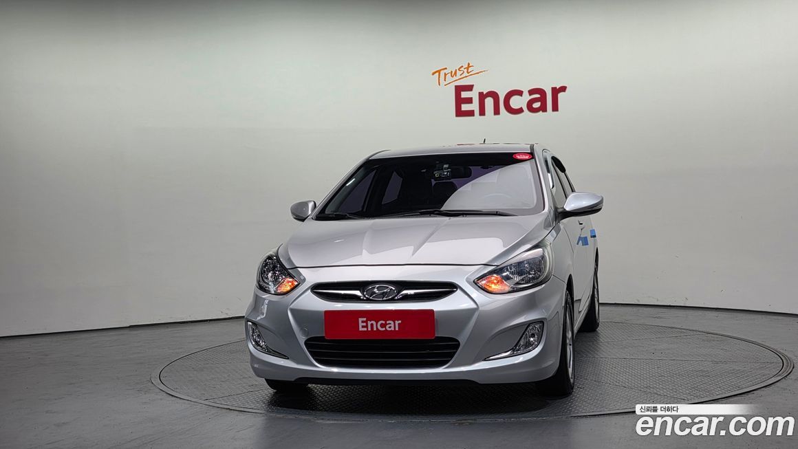 Hyundai Accent 2014