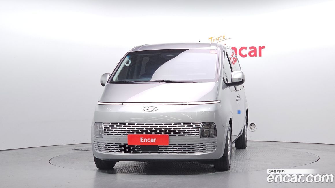 Hyundai Staria 2023