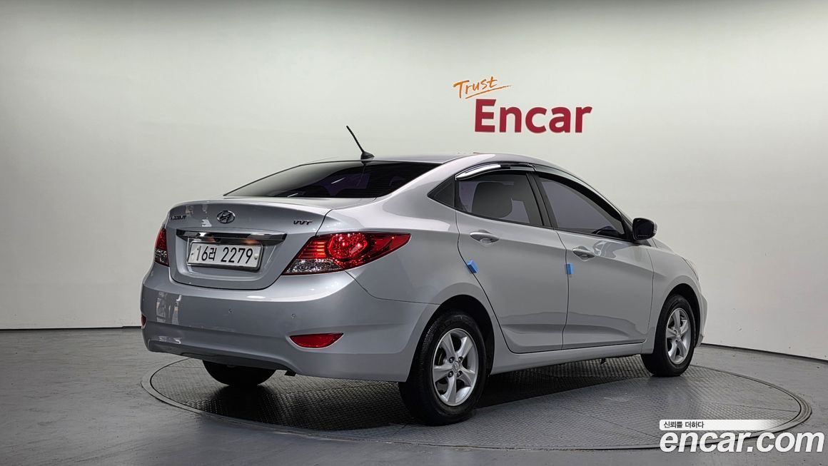 Hyundai Accent 2014