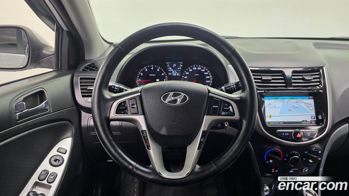 Hyundai Accent 2014