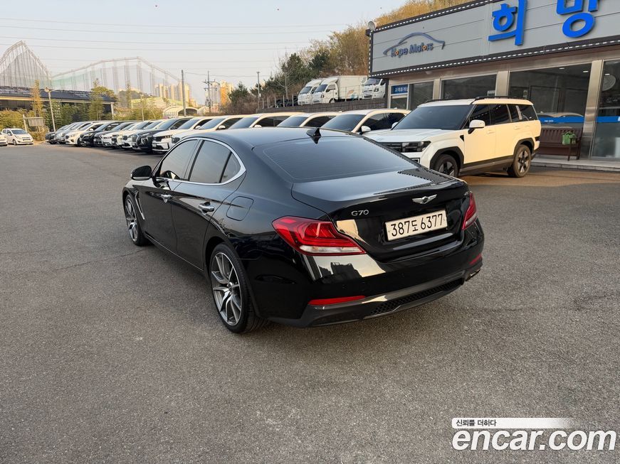 Genesis G70 2020