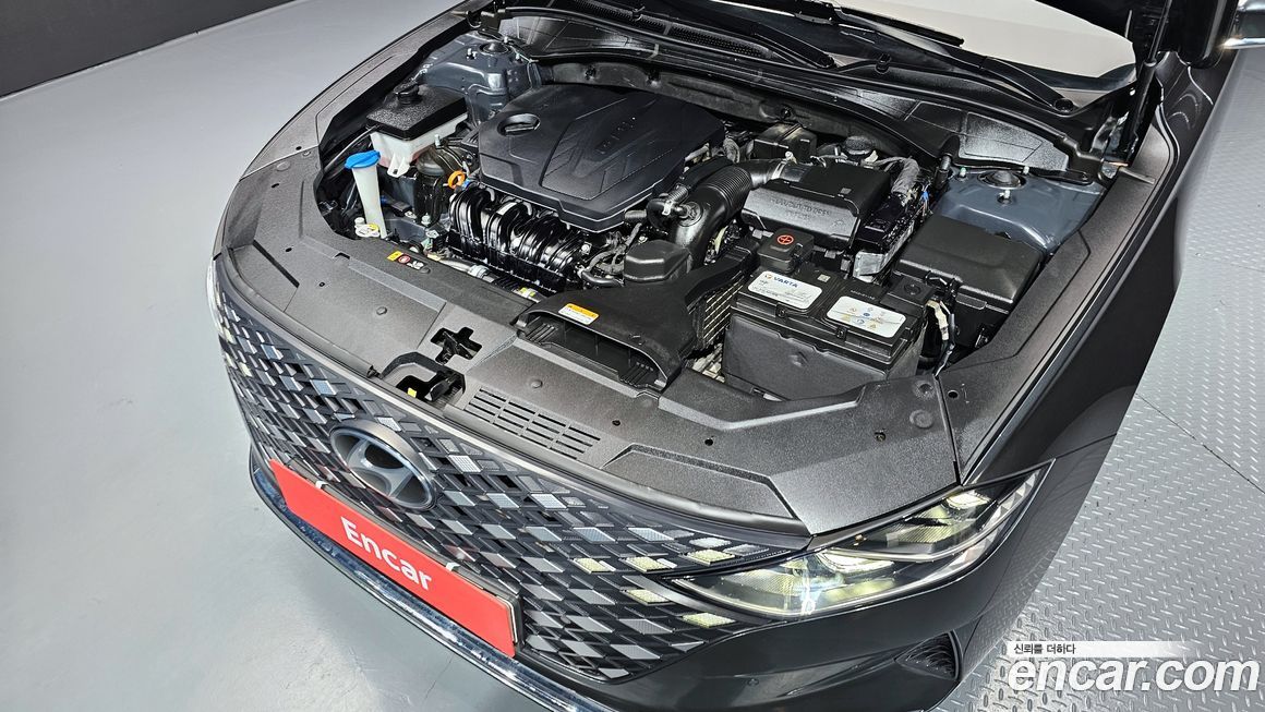 Hyundai Grandeur 2022