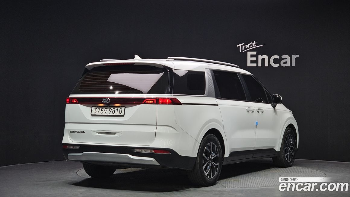 Kia Canival 2021