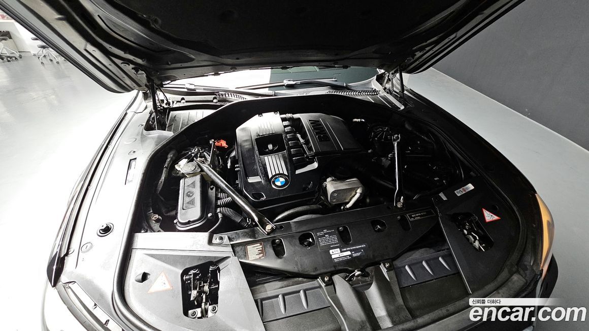 BMW 7-Series 2011