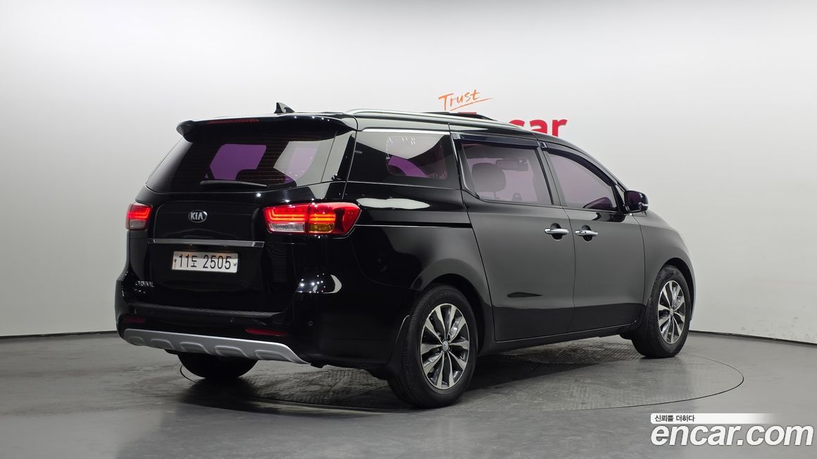 Kia Canival 2016