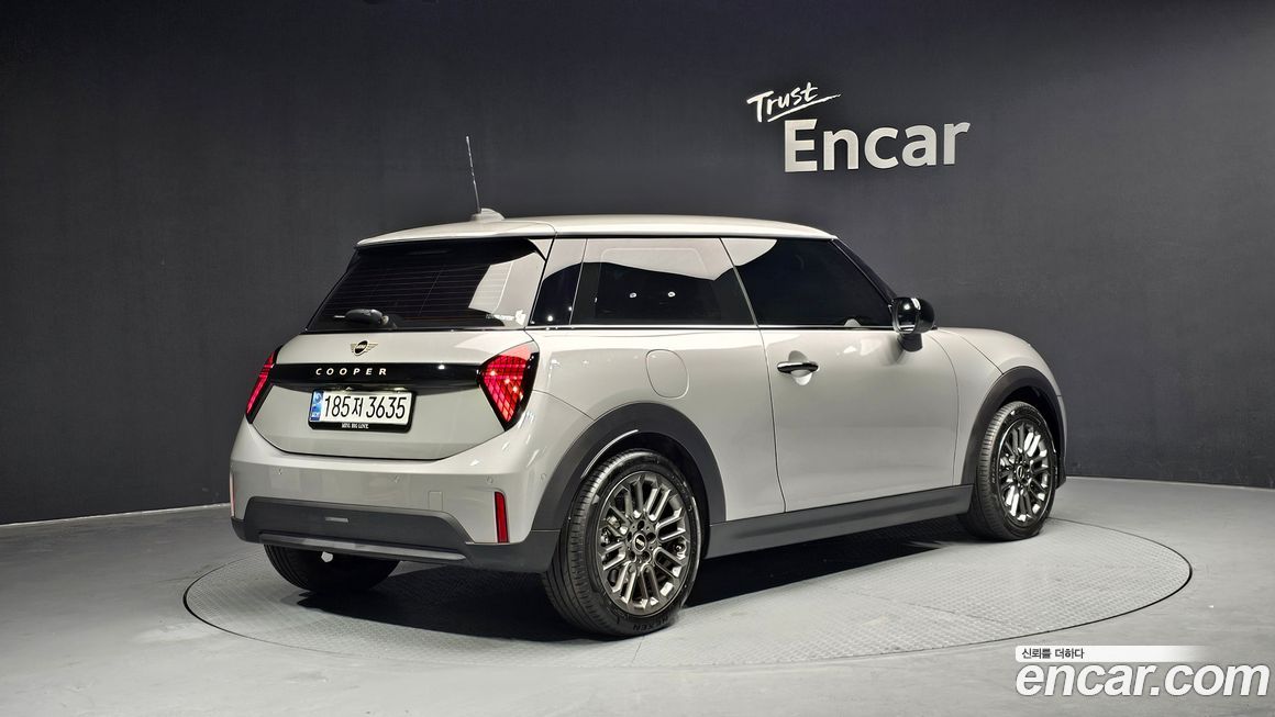 Mini Cooper 2025