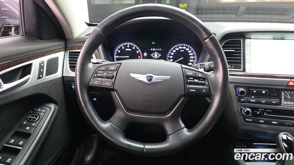 Hyundai Genesis 2016