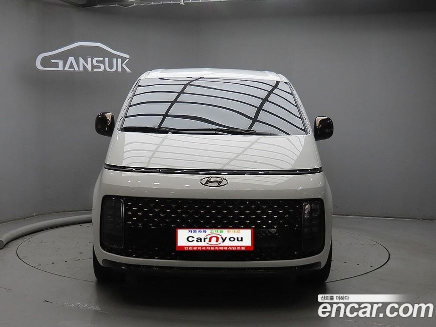 Hyundai Staria 2022