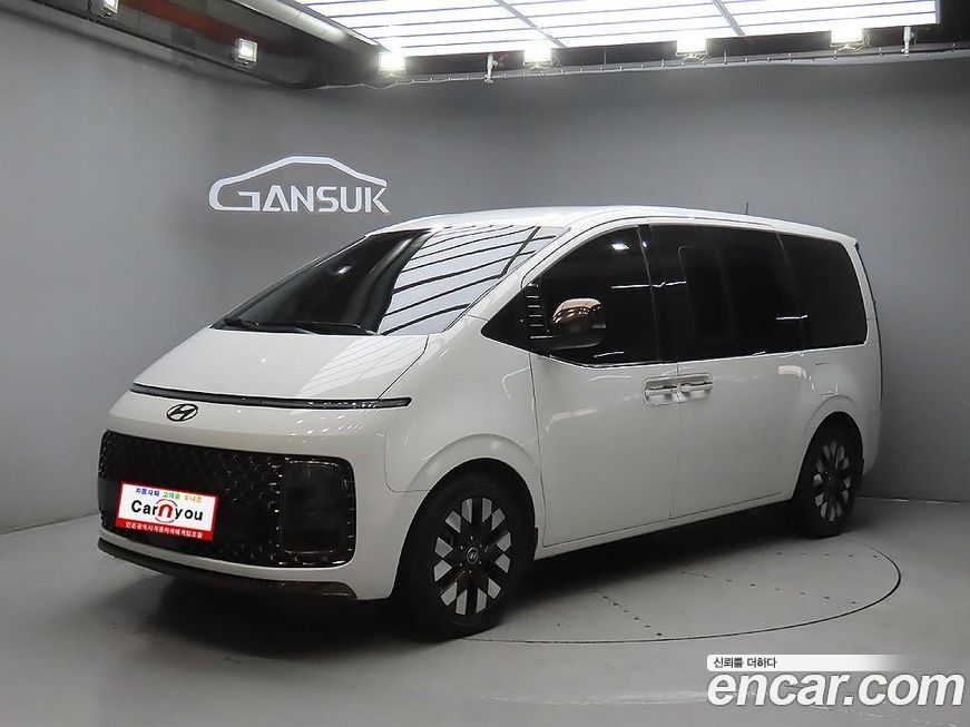 Hyundai Staria 2022