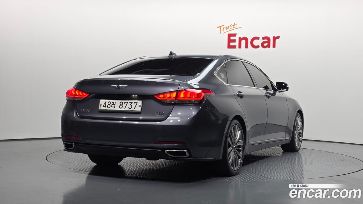 Hyundai Genesis 2016