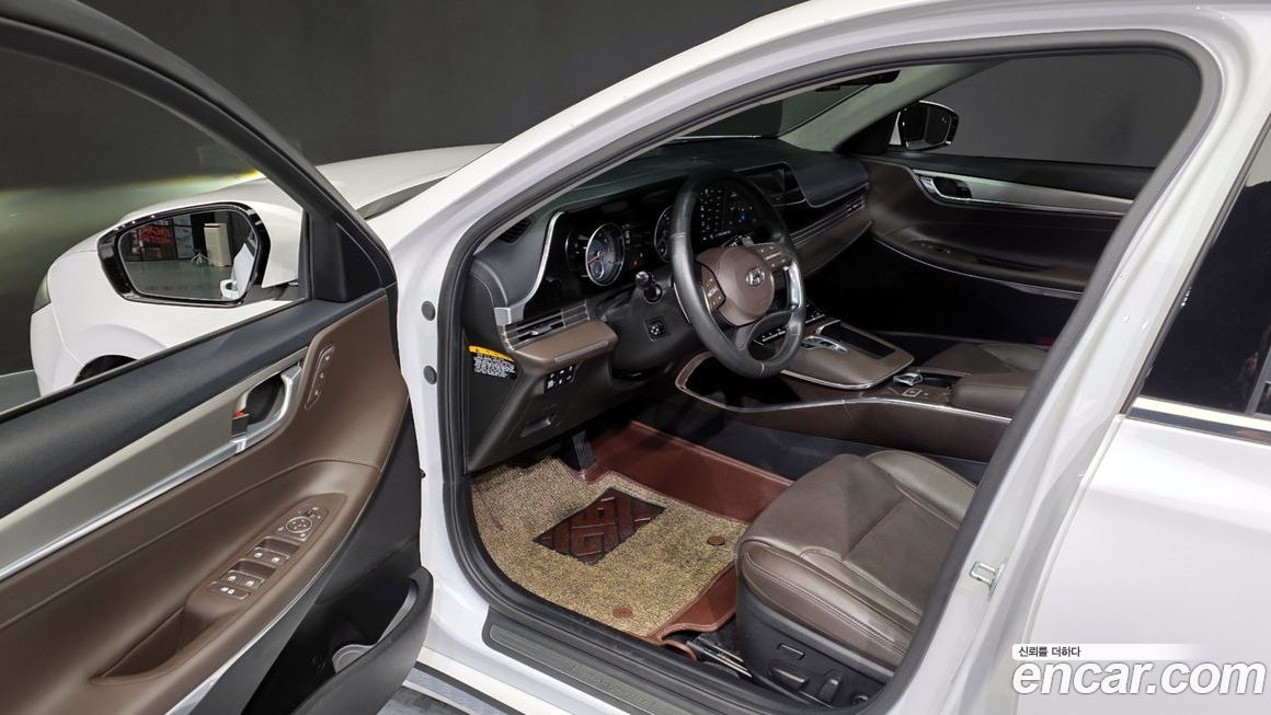 Hyundai Grandeur 2020