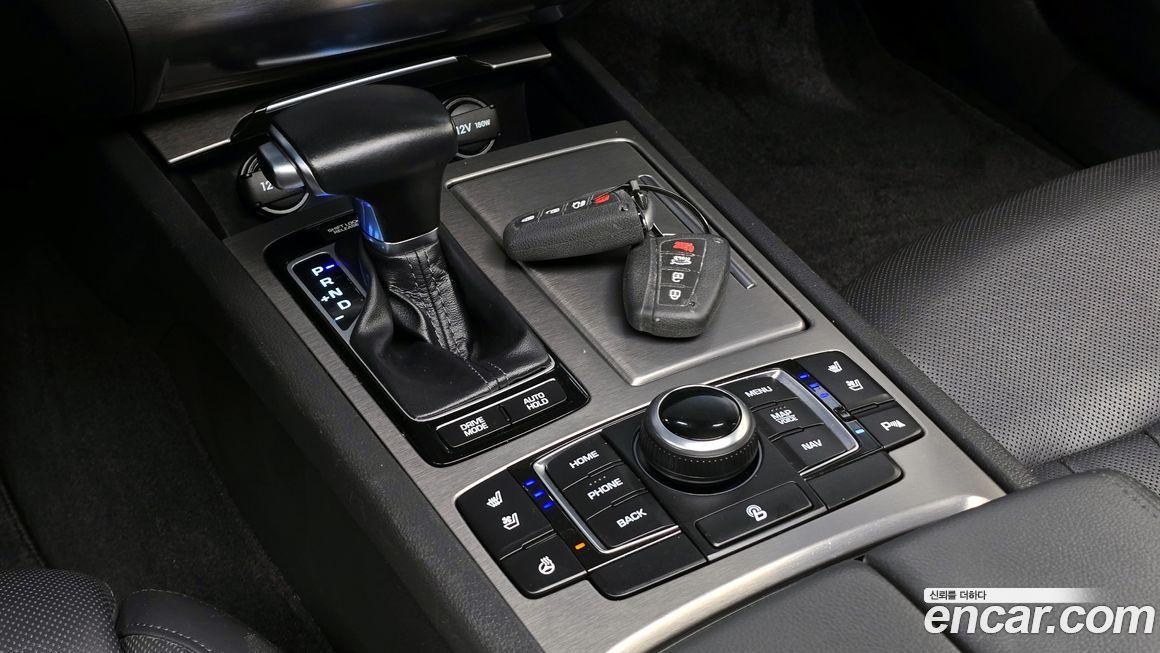 Hyundai Genesis 2014