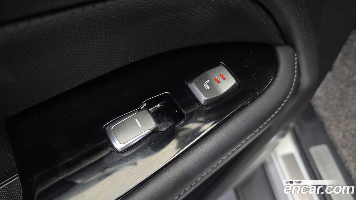 KG_Mobility_Ssangyong Rexton 2018