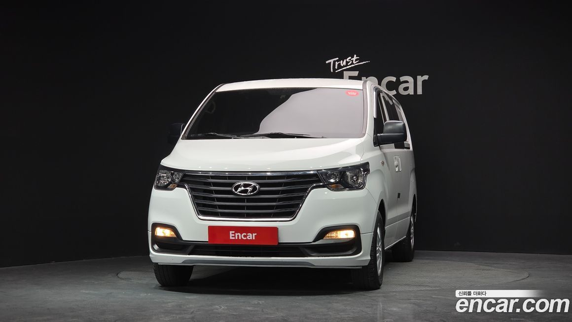 Hyundai Starex 2019