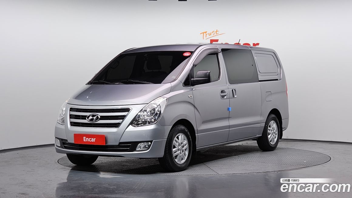 Hyundai Starex 2018