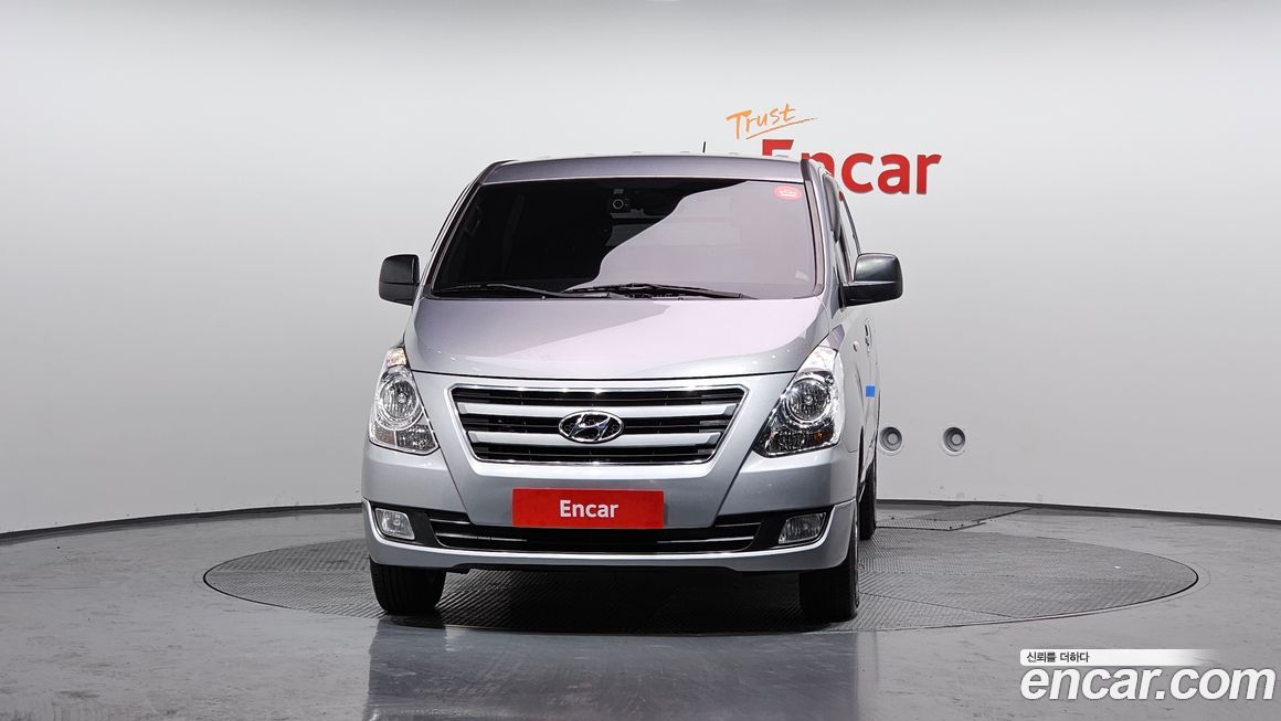 Hyundai Starex 2018