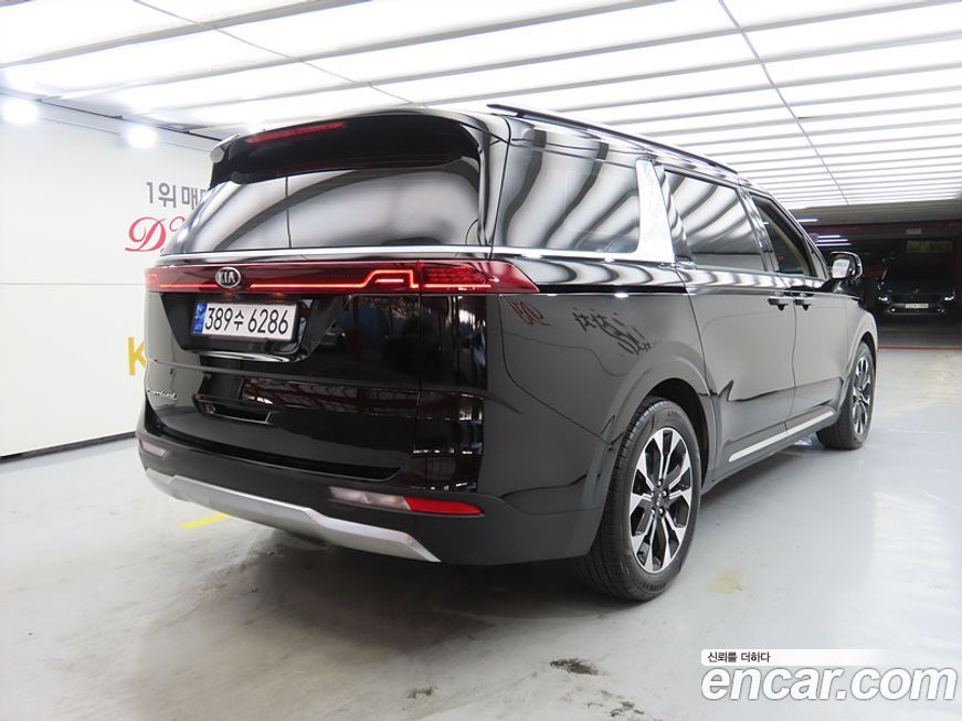 Kia Canival 2021