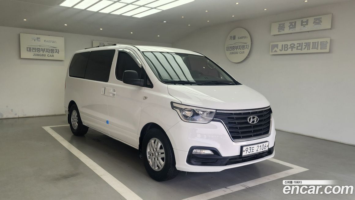 Hyundai Starex 2018