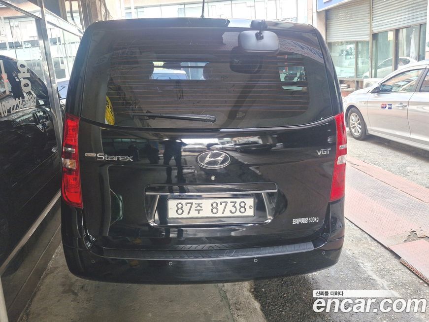 Hyundai Starex 2021