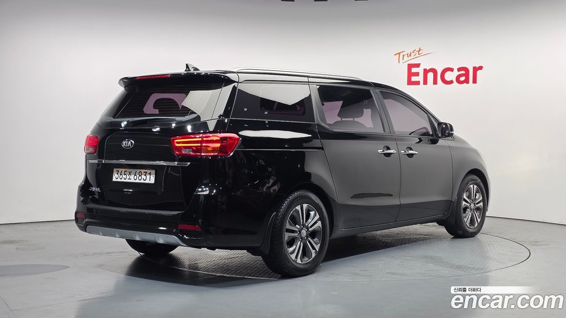 Kia Canival 2020