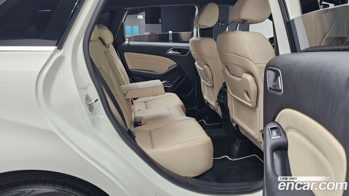 Mercedes-Benz B-Class 2018