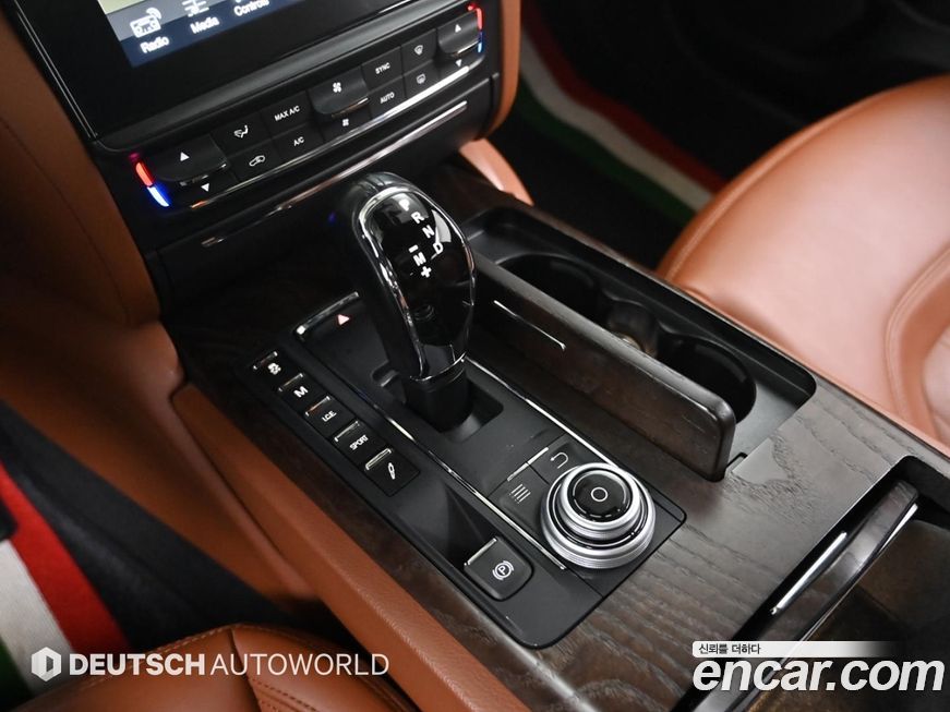 Maserati Quattroporte 2018